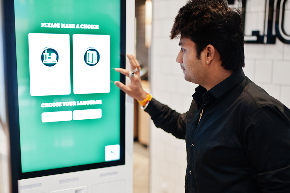 L'affichage numérique devient interactif, intelligent et personnalisé grâce à Qualcomm